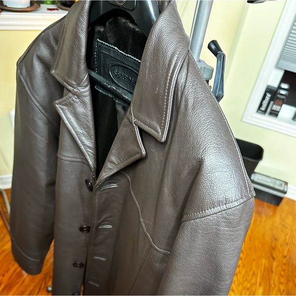LEATHER COAT, Lg - Picture 10 of 11